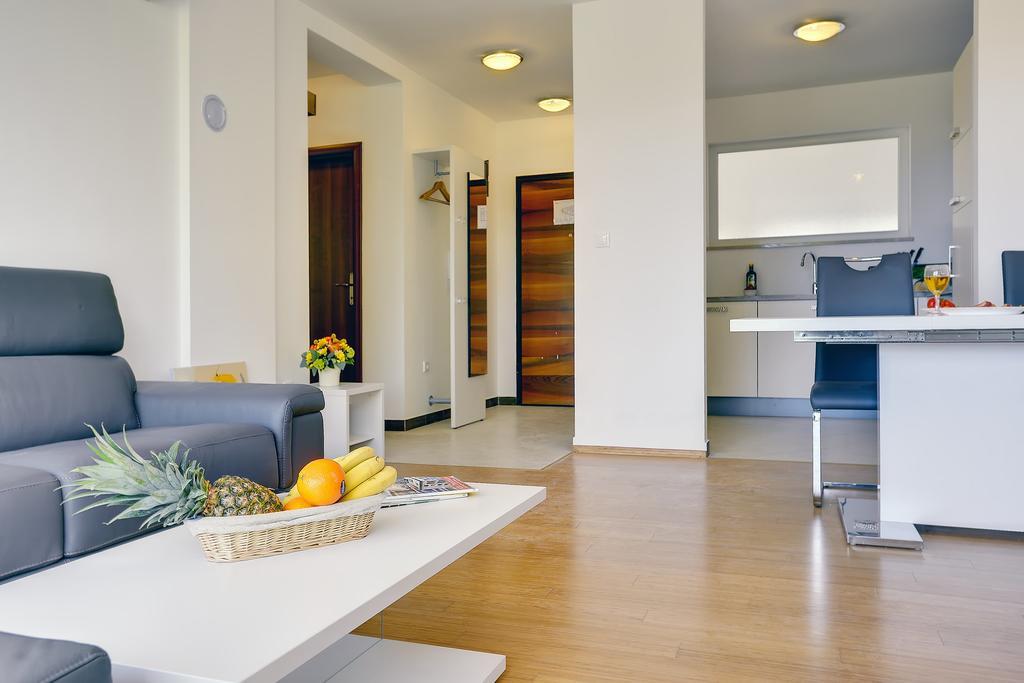 Apartments Vea Pula Extérieur photo